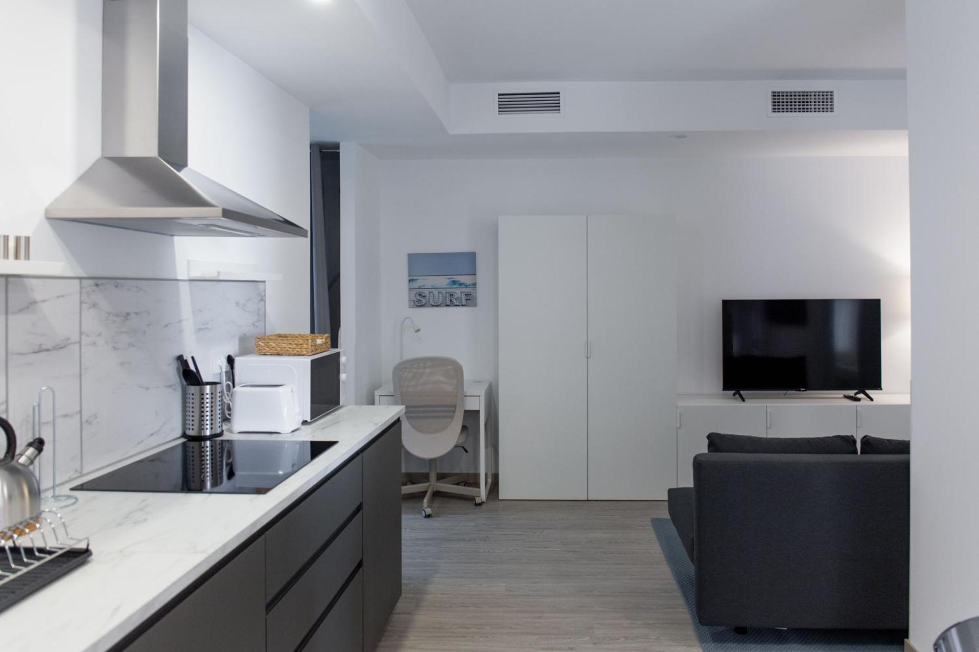 Likehomeapartments Deluxe Complex Malaga Center Bagian luar foto