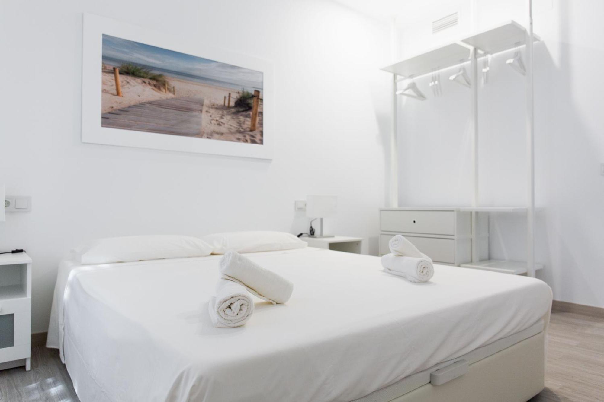 Likehomeapartments Deluxe Complex Malaga Center Bagian luar foto