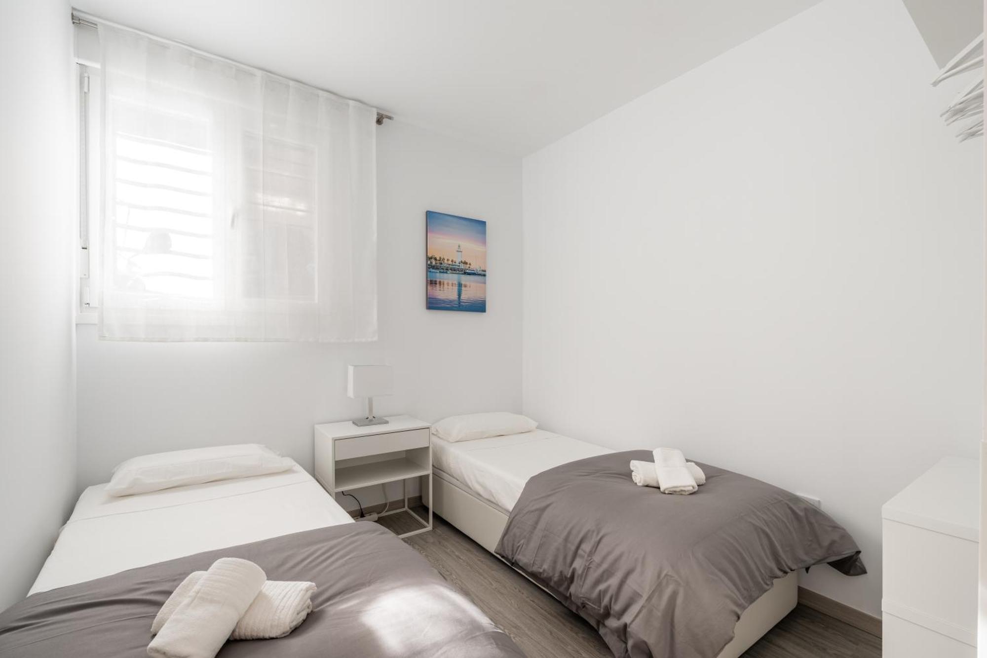 Likehomeapartments Deluxe Complex Malaga Center Bagian luar foto